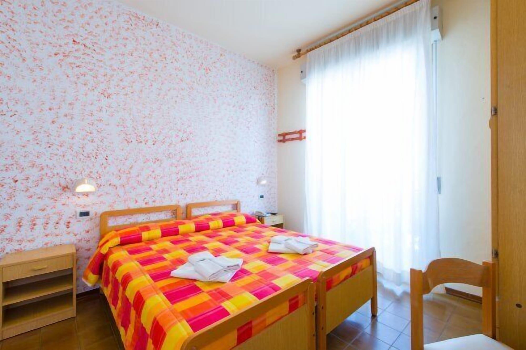 Hotel Losanna Rimini Exterior photo